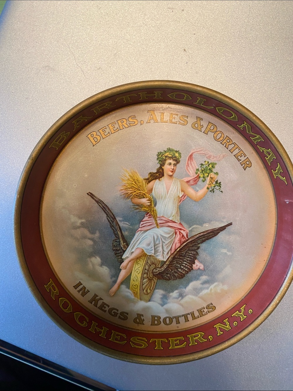 Bartholomay Rochester NY Beers, Ales & Porter Decorative tip Tray - Red and Gold
